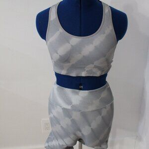 PINK Victoria's Secret Active Gray tie die Seamless Sports Bra and Bike Shorts